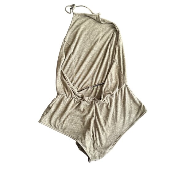 Halter-Neck Romper With Elastic Waist By Banana Lemon - Picture 3 of 4